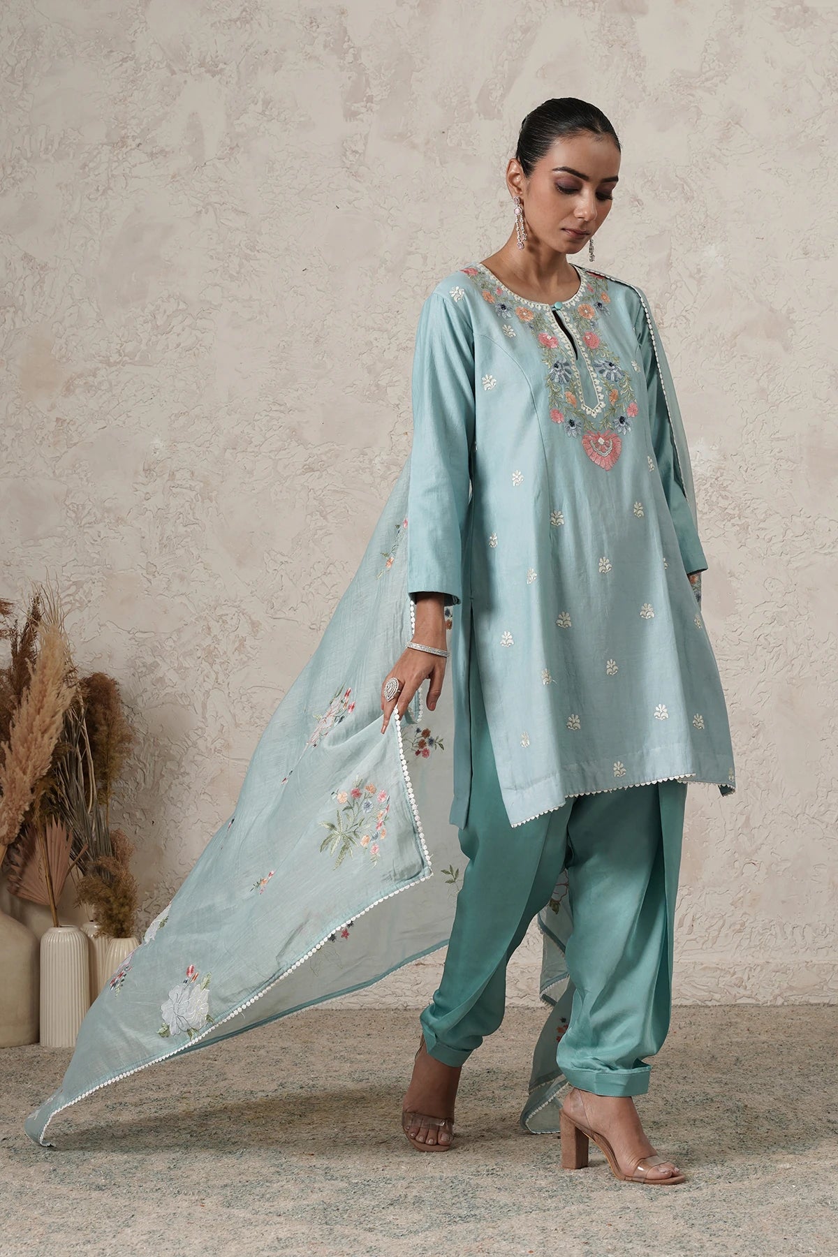Aasmani Hand-Embroidered Kurta Set