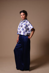 Boxy Half Shirt With Pleated Pants image 3