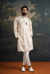 Ivory gold hand embroidred round mirror work kurta set image 1