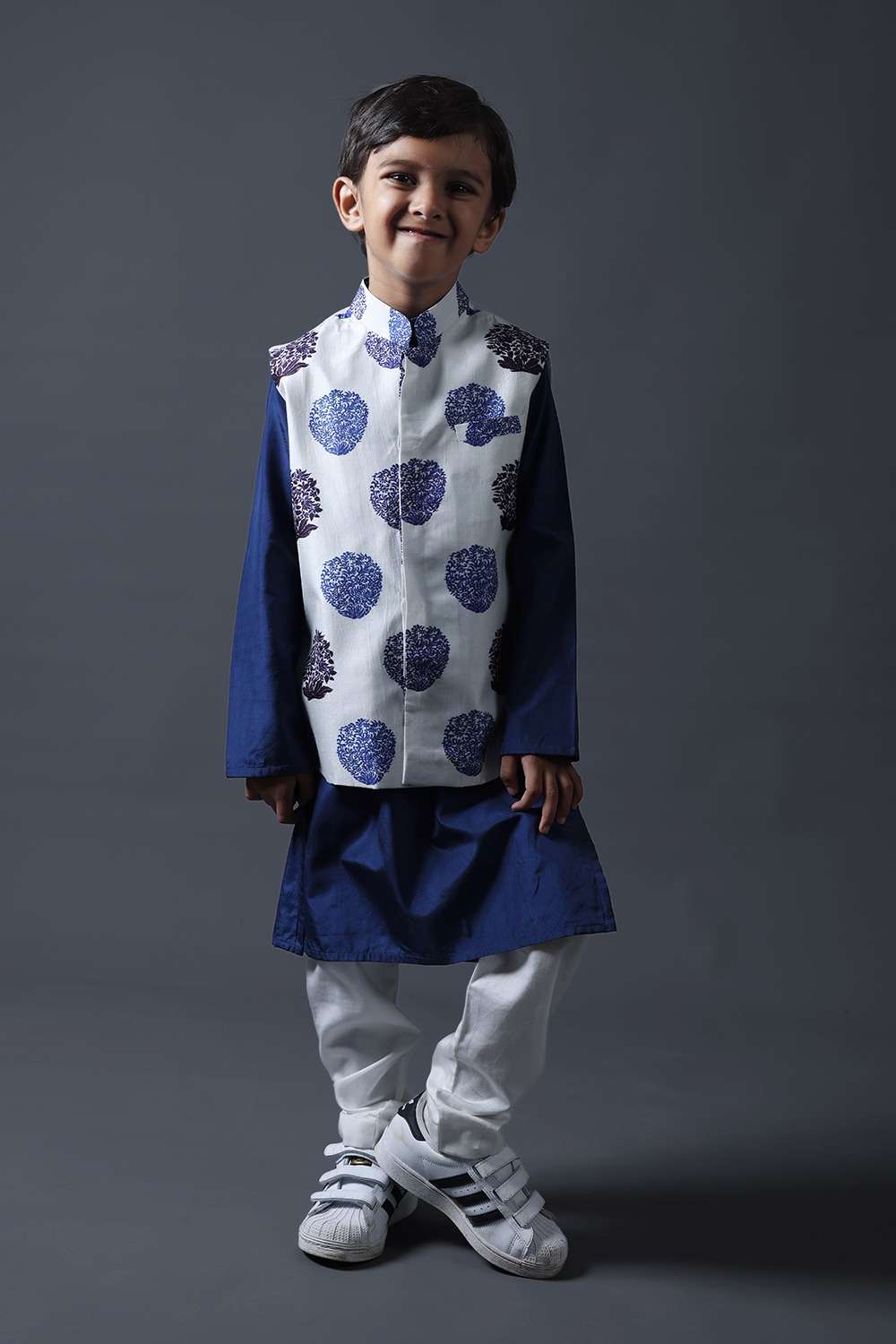 Neeli buti Hand Embroidered twinning set for Father + Daughter + Son image 14