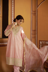 Delicate powder pink jari and mirror work kurta set image 0