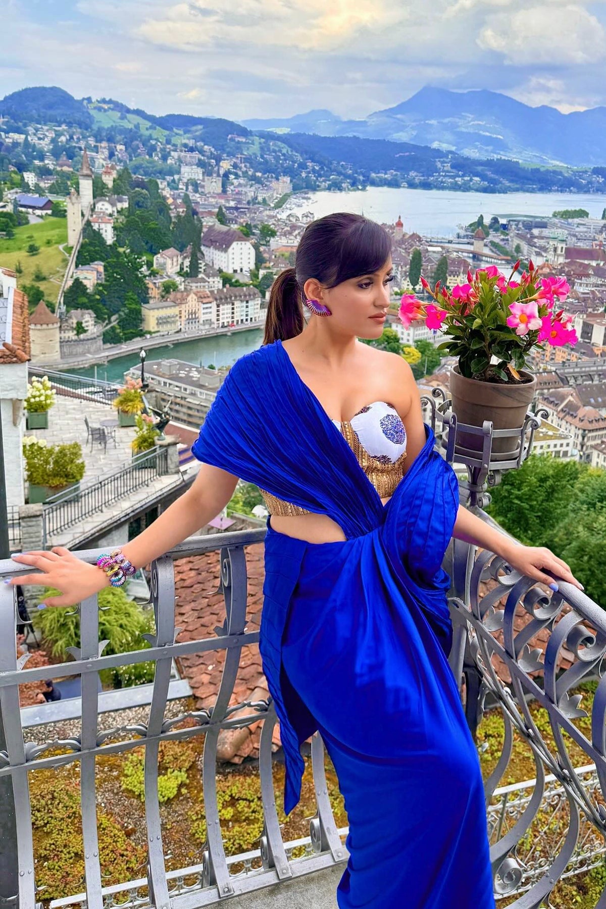 Upasana Bora in the Signature Neeli Buuti Hand-Embroidered corset blouse with pre draped wire work saree