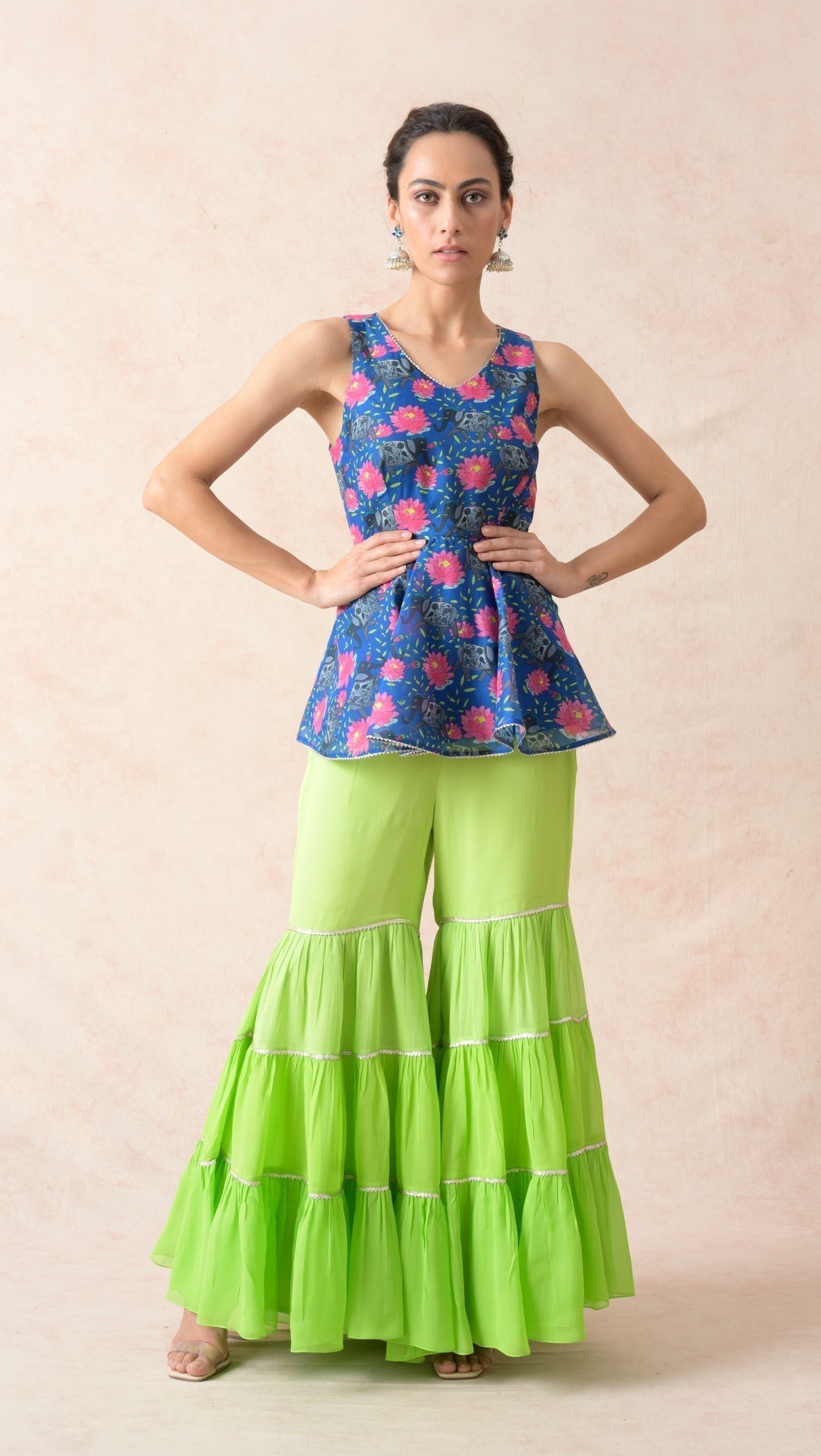 Peblum kurti with gharara, dupatta image 4