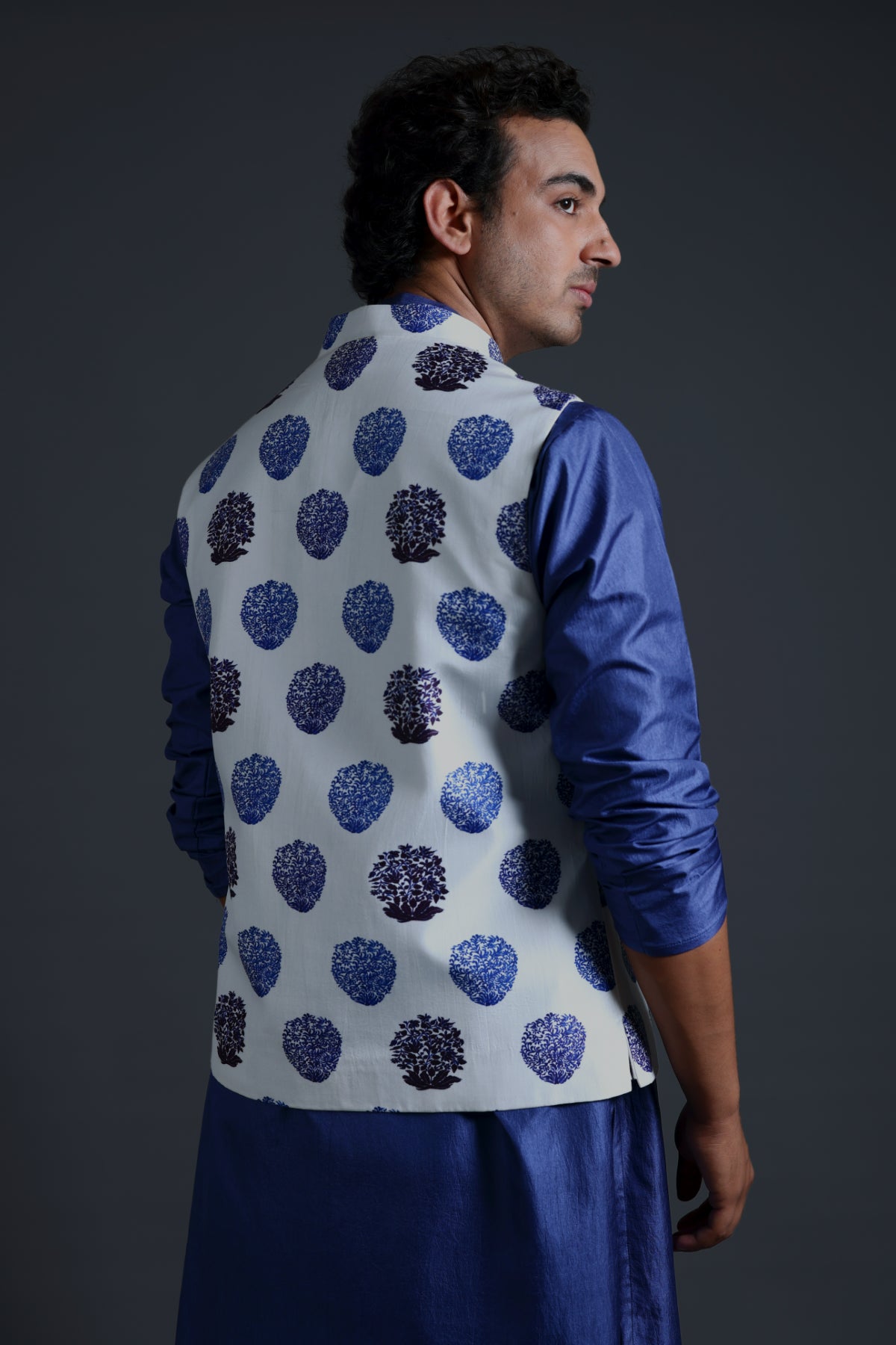 Aakar Nehru Jacket With Kurta Pyjama