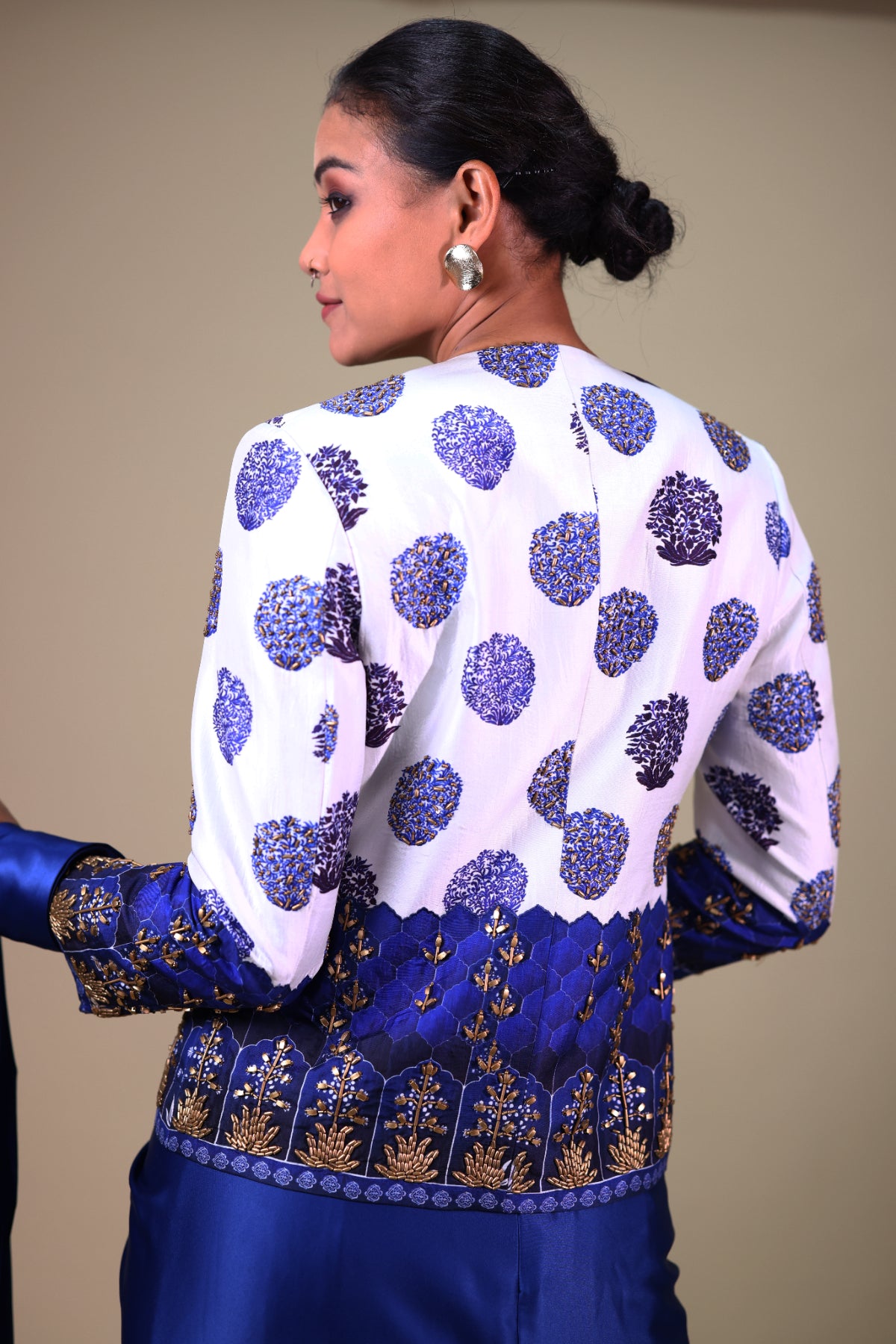Neeli Buuti Blue Pre-Draped saree with hand embroidered Jacket