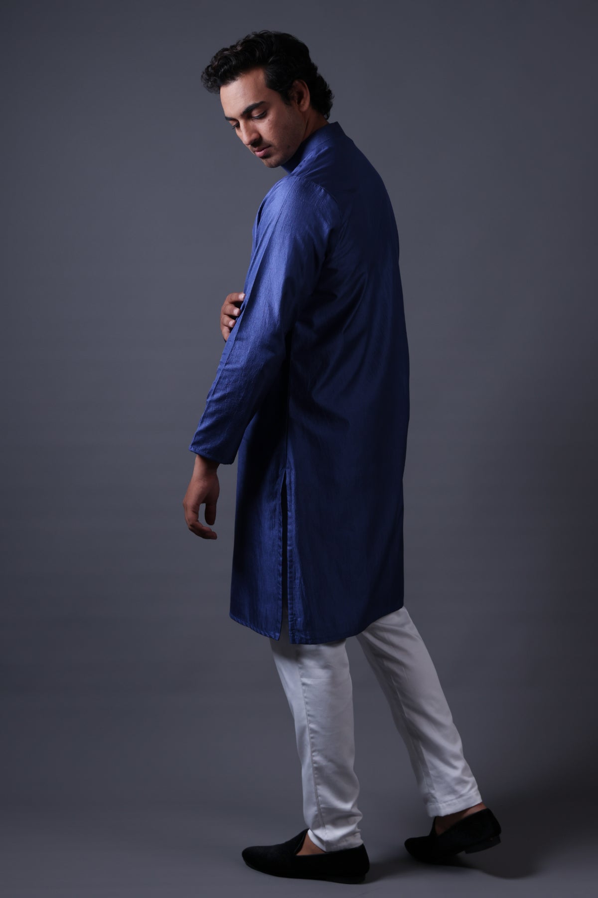 Diya Hand Embroidered Pintuck Kurti With Pants