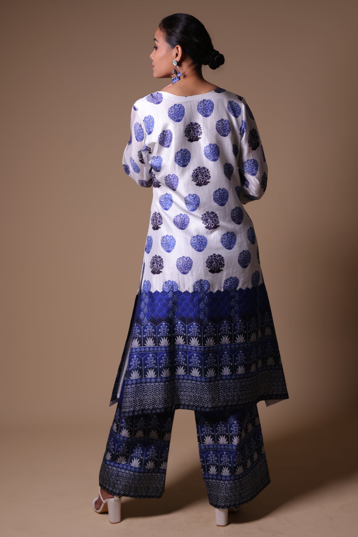 Isha Stone Work Kurta With Palazzo