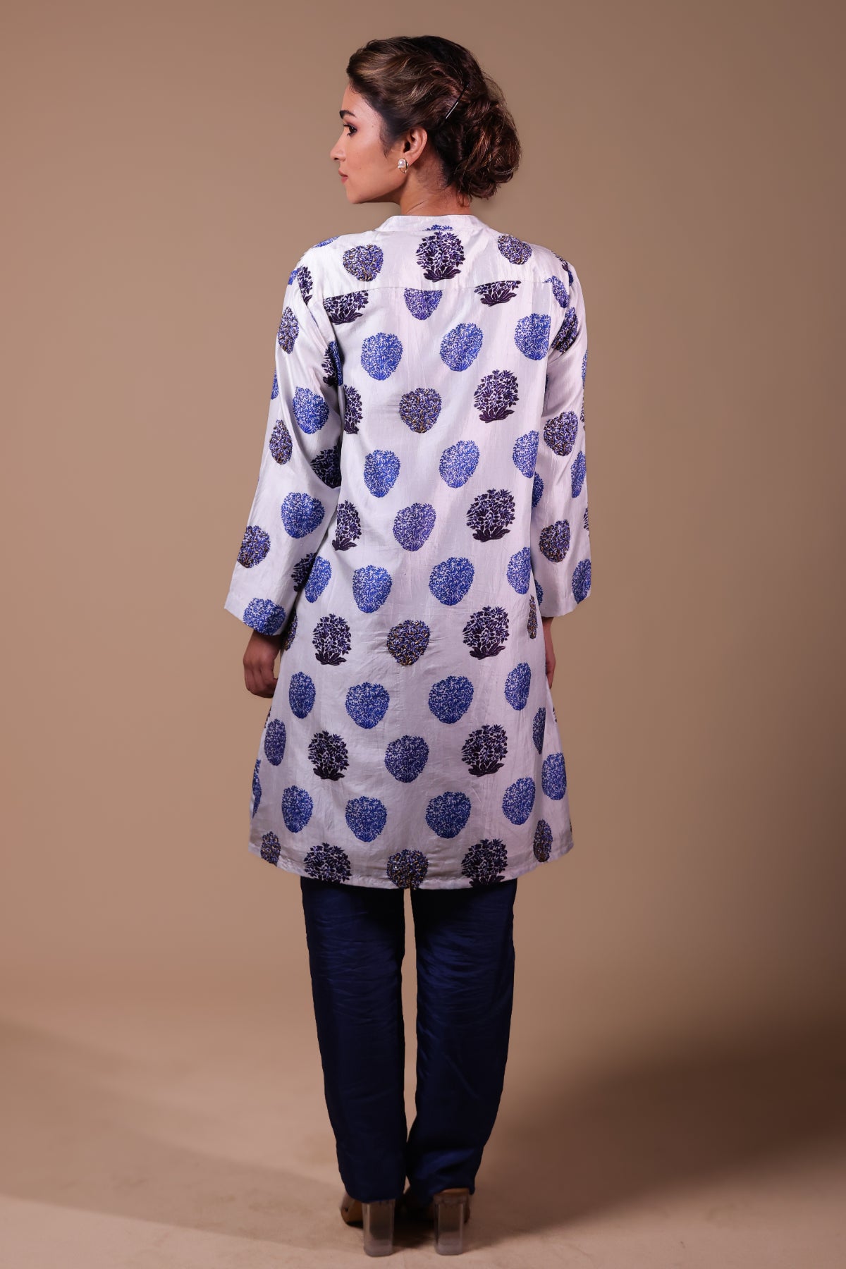 Pihu Hand Embroidered Pintuck Kurti With Pant