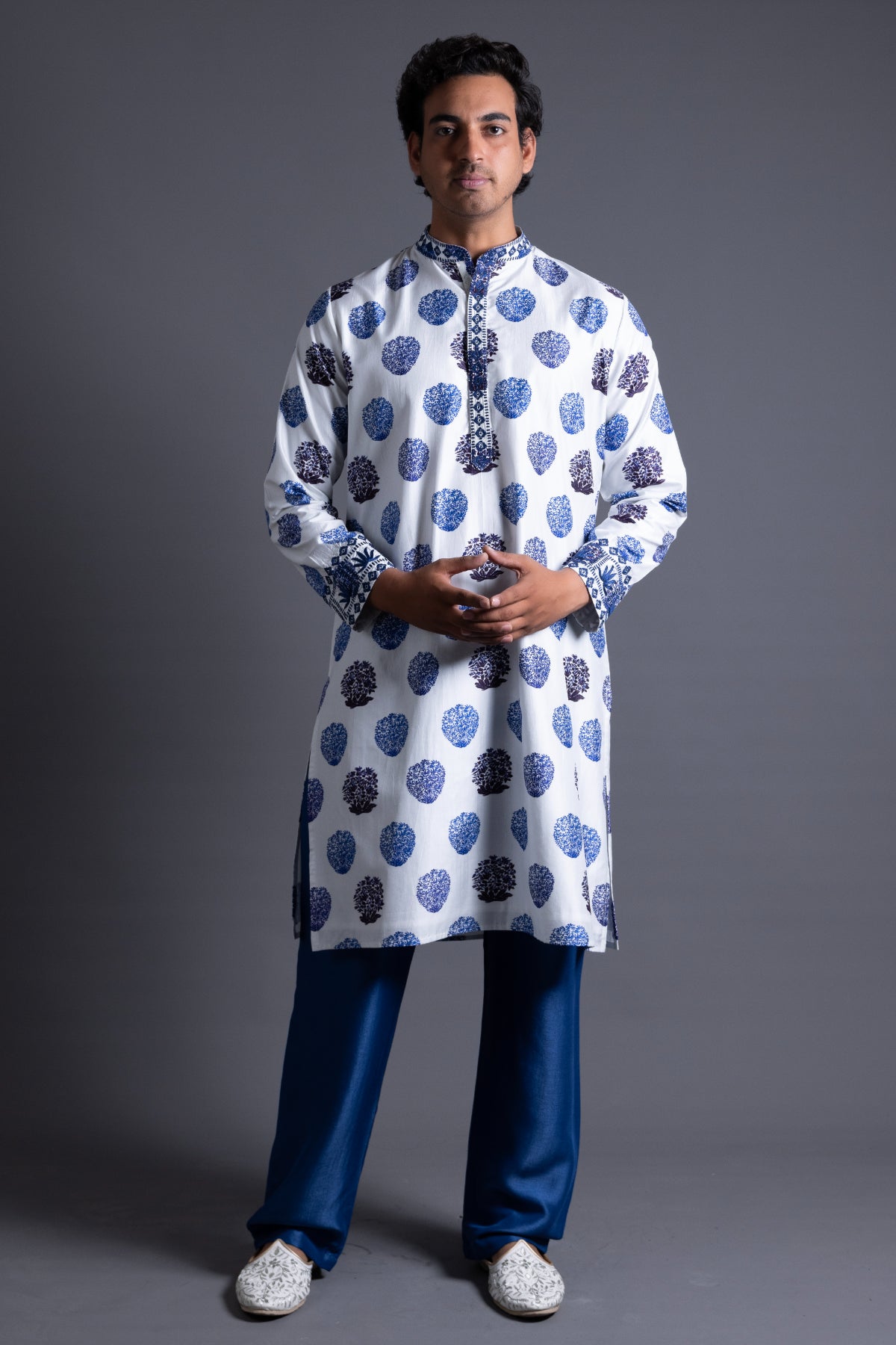 Vallab Hand Embroidered Buuti Print Kurta With Pyjama