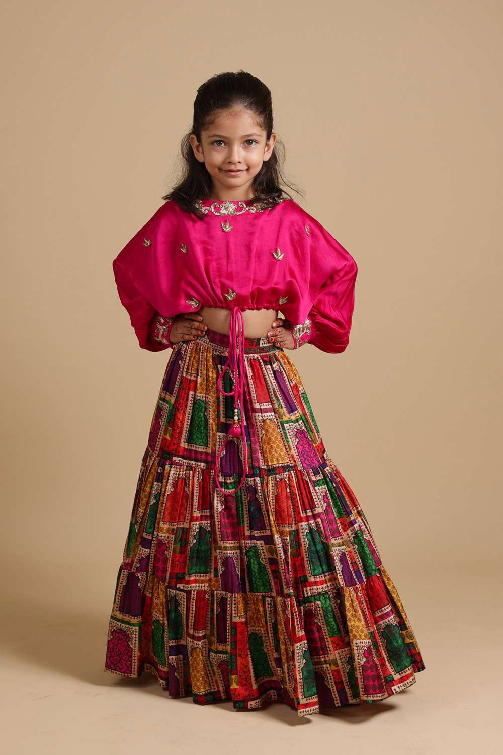Hand-Embroidered Jharokha Print Twinning Set for Sisters image 10