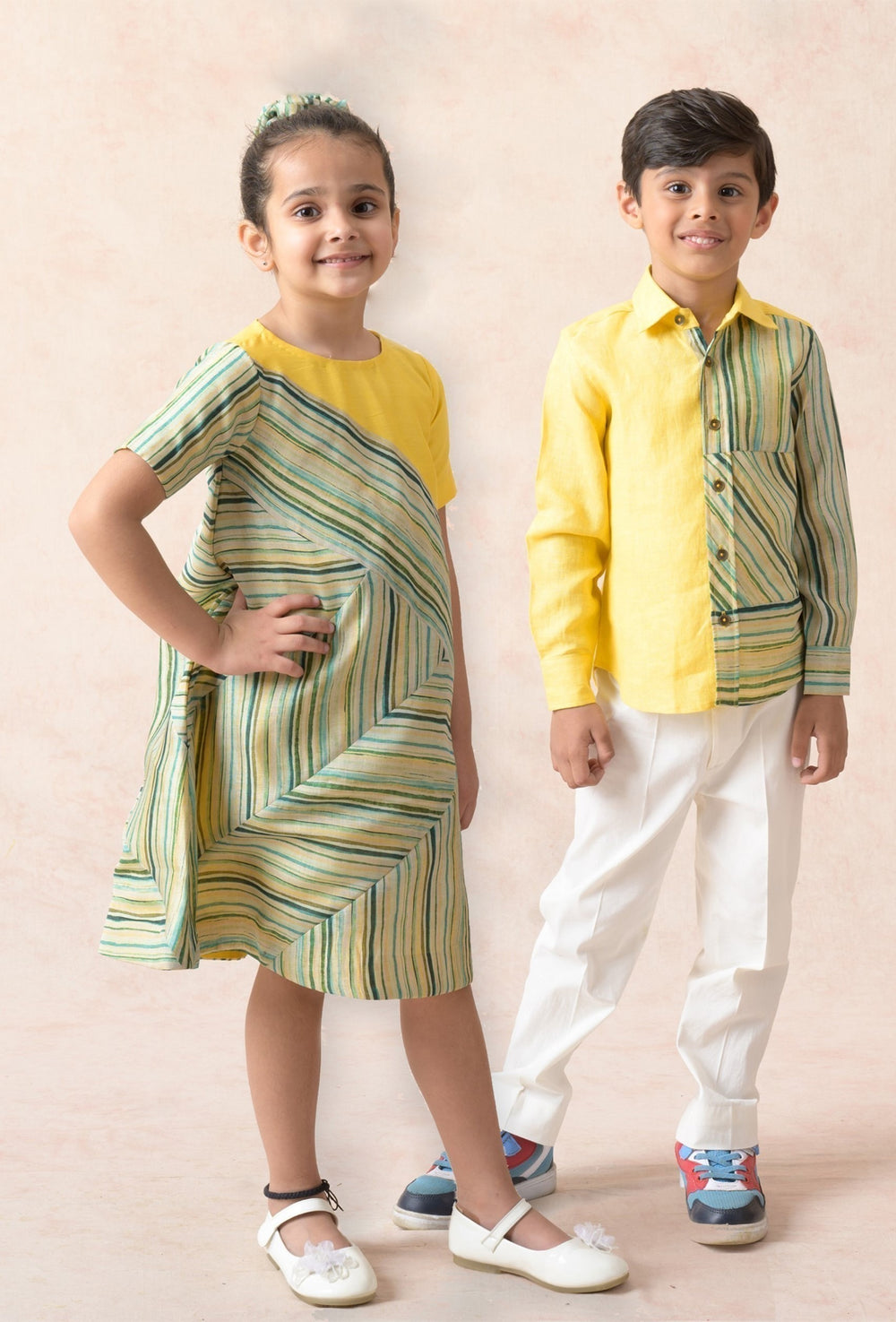 Yellow stripes twinning set for Brother + Sister image 0