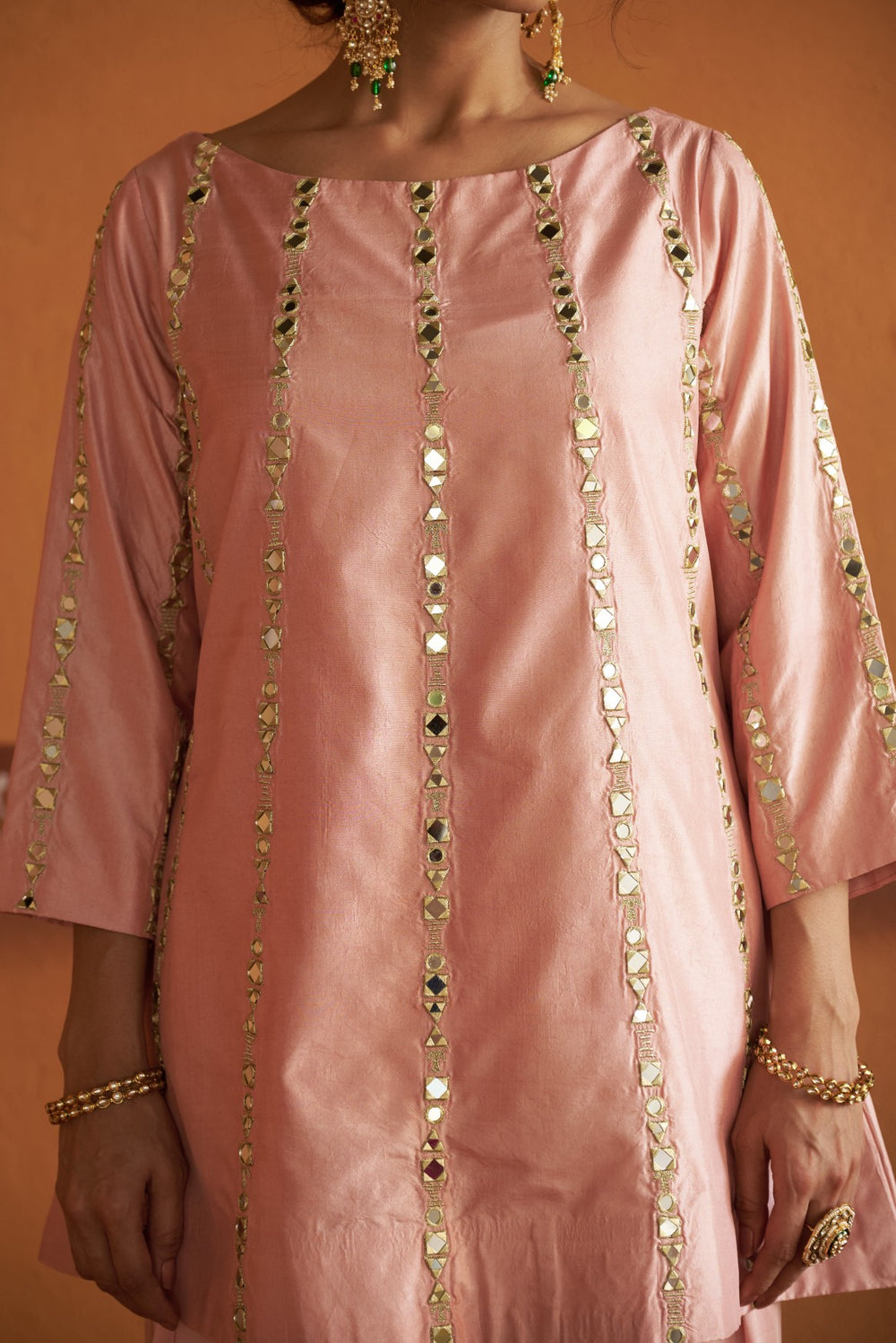 Pink short Logo kurta with broad pleated pants image 3