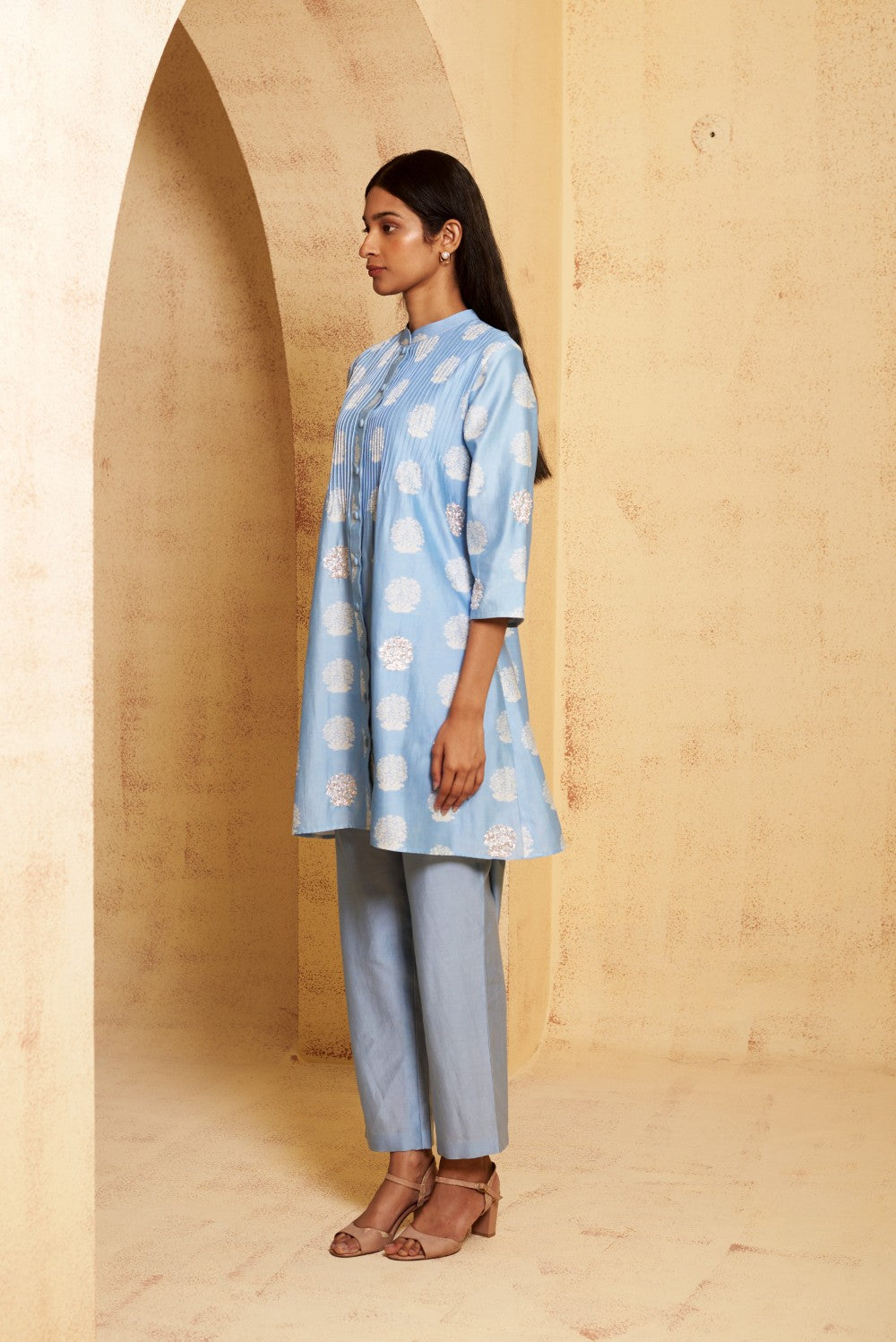 Hand Embroidered Pintuck kurti with pant image 4