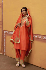 Hand embroidered katdana work kurta set with dupatta image 2