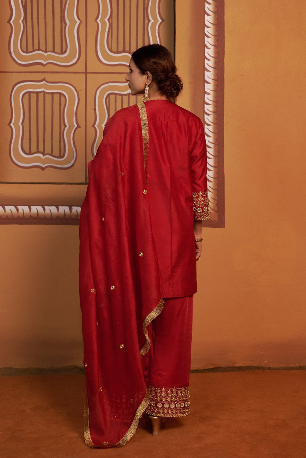 Mirror work hand embroidery red kurta set image 6