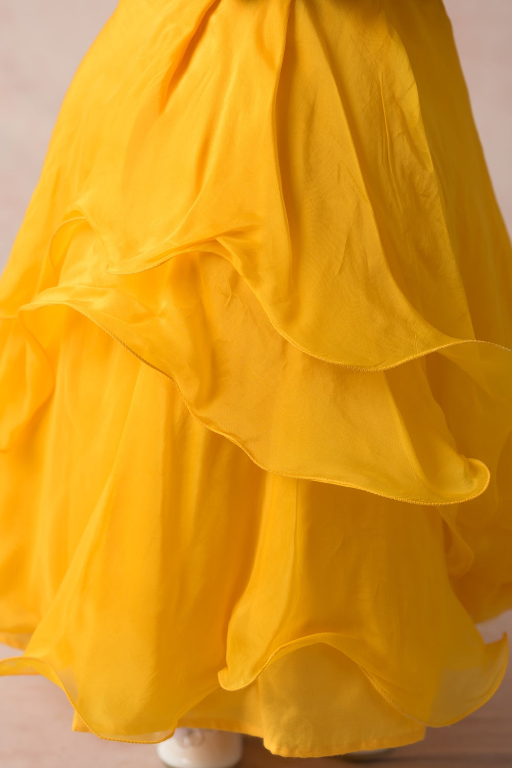 Embroidered silk gown image 8