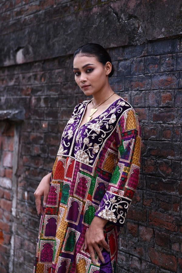 Hand-Embroidered Jharoka Print Kurta Set image 3