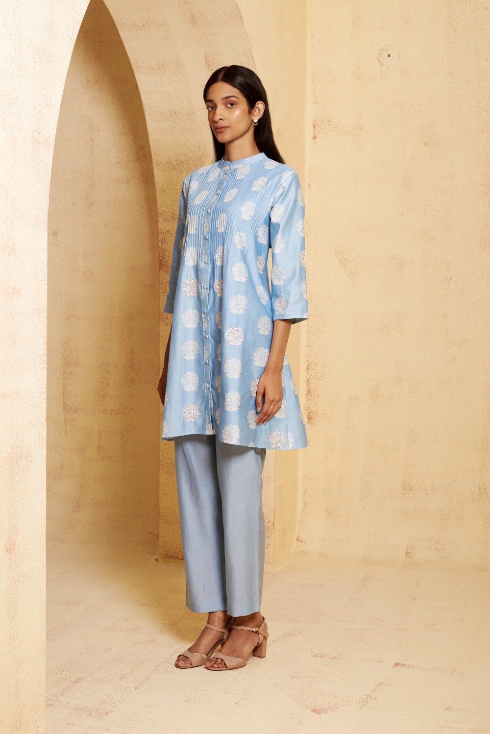 Hand Embroidered Pintuck kurti with pant image 2