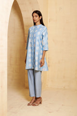 Hand Embroidered Pintuck kurti with pant image 2