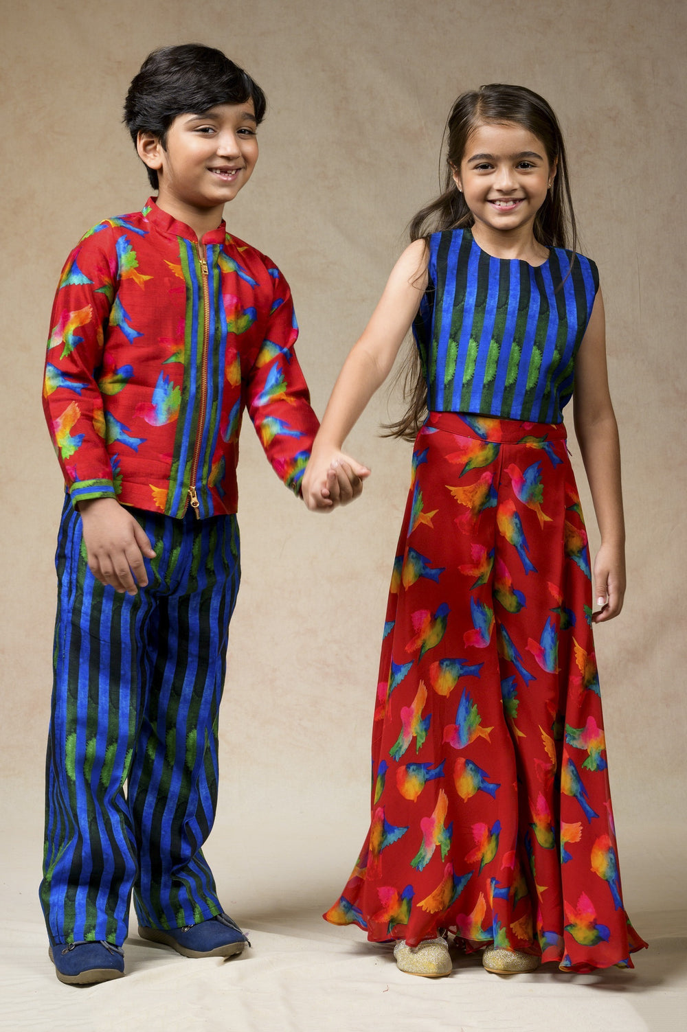 Birds print hand embroidered twinning set for Mom + Daughter image 15