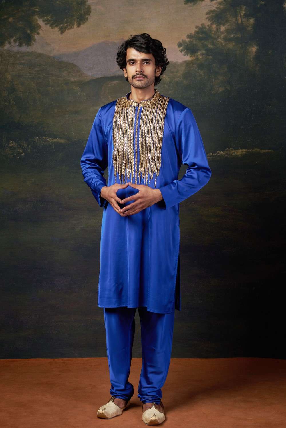Antique Hand-Embroidered Kurta with Matching Pyjama image 0