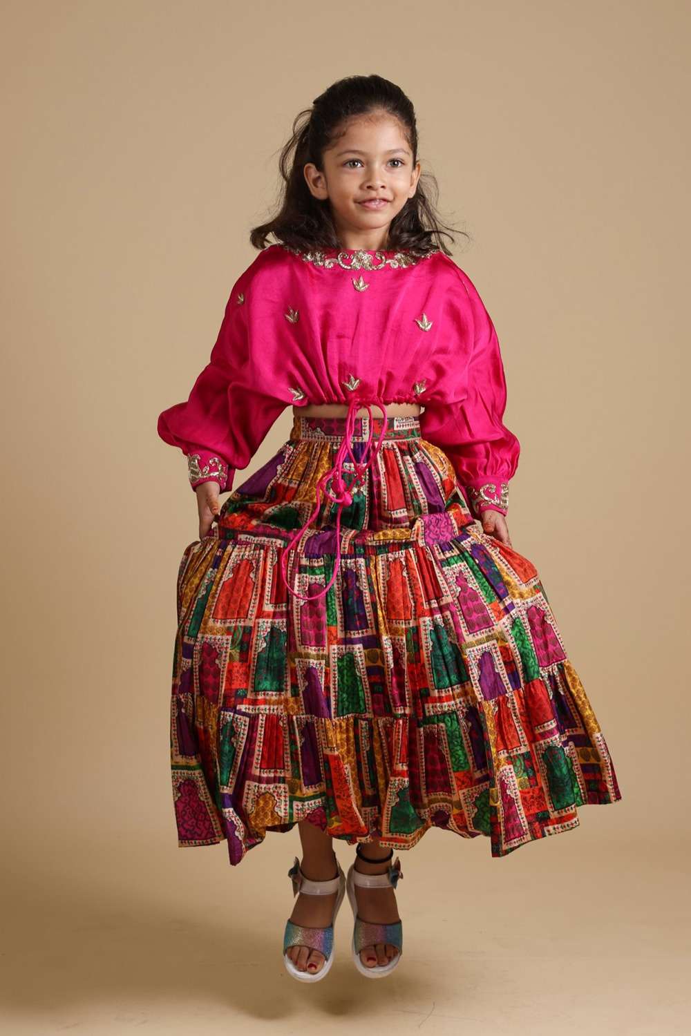 Hand-Embroidered Jharokha Print Twinning Set for Brother  +  Sister image 2