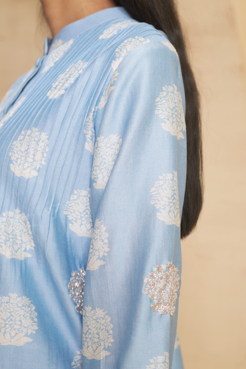 Hand Embroidered Pintuck kurti with pant image 7