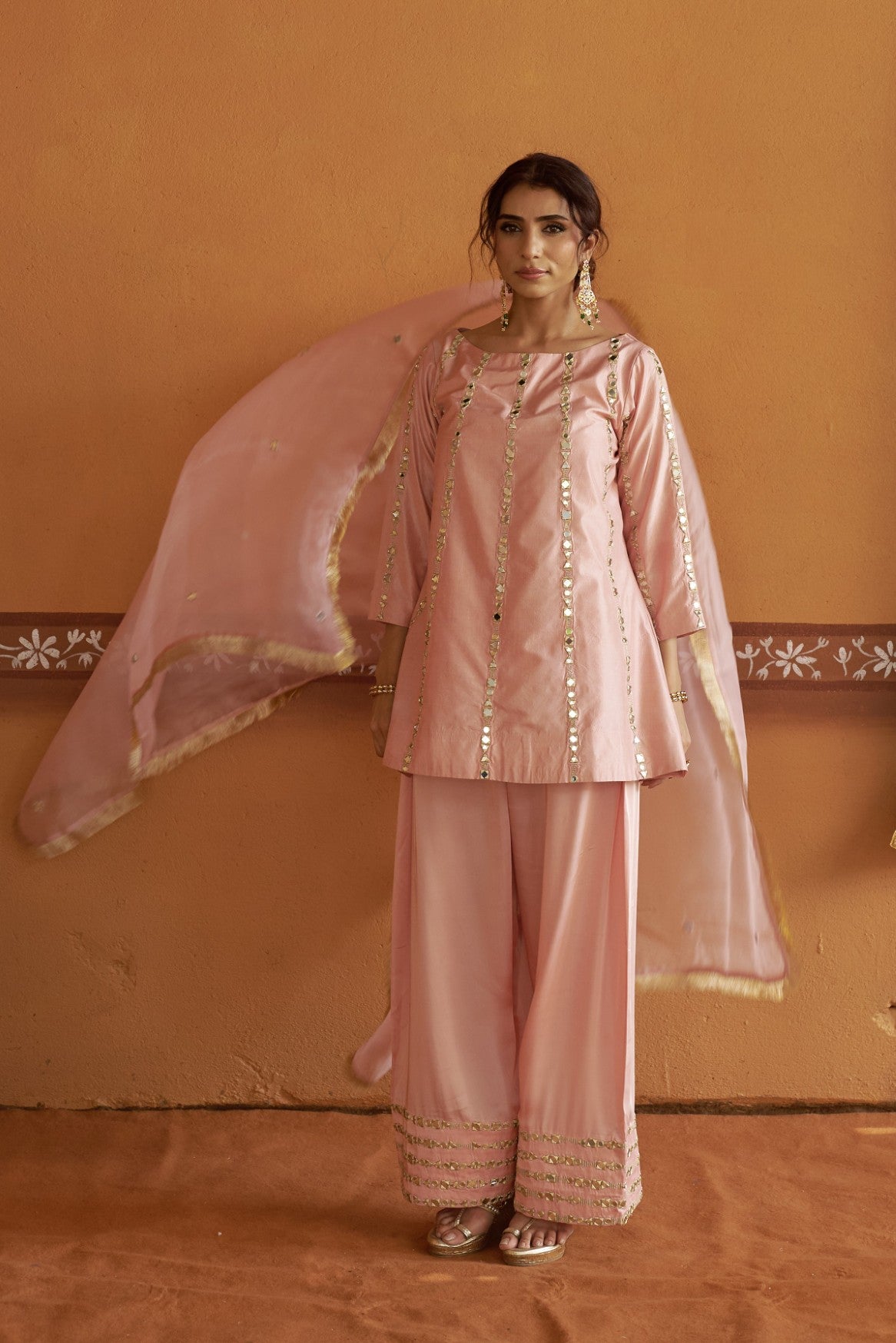Pink short Logo kurta with broad pleated pants image 5
