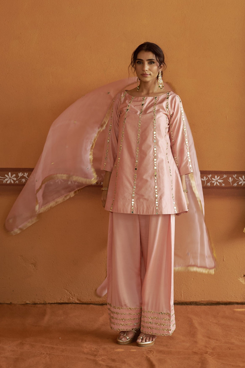 Pink short Logo kurta with broad pleated pants image 5