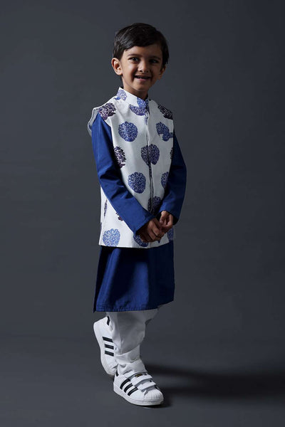 Neeli buti Hand Embroidered twinning set for Mom + Father  + Daughter + Son image 18
