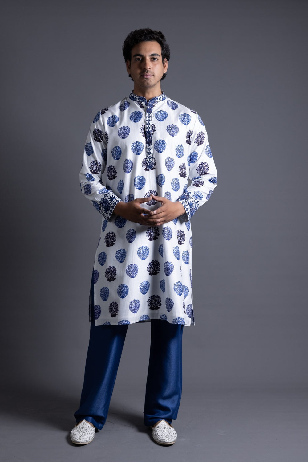 Hand Embroidered Buuti Print Kurta With Pyjama image 0