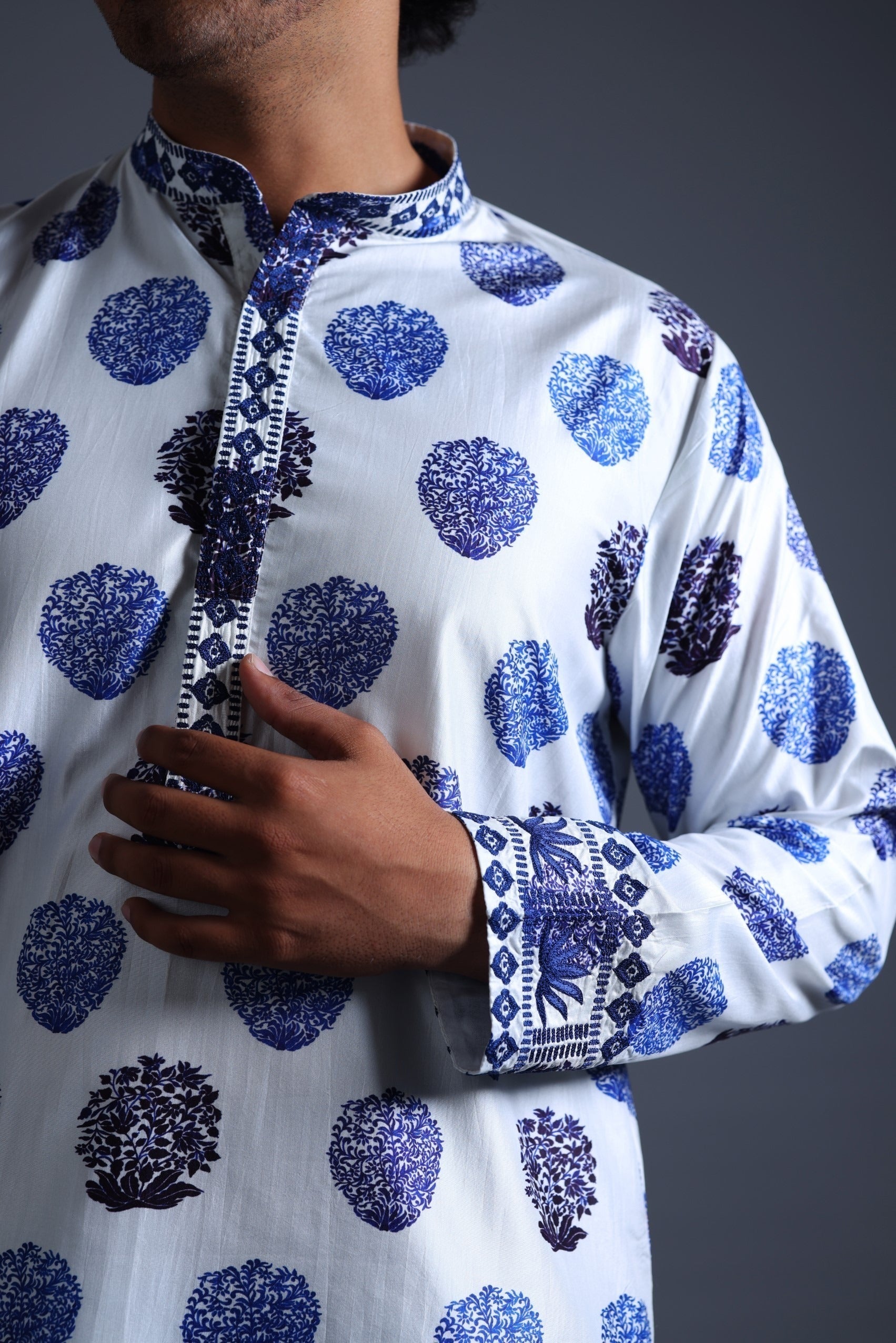 Hand Embroidered Buuti Print Kurta With Pyjama image 7