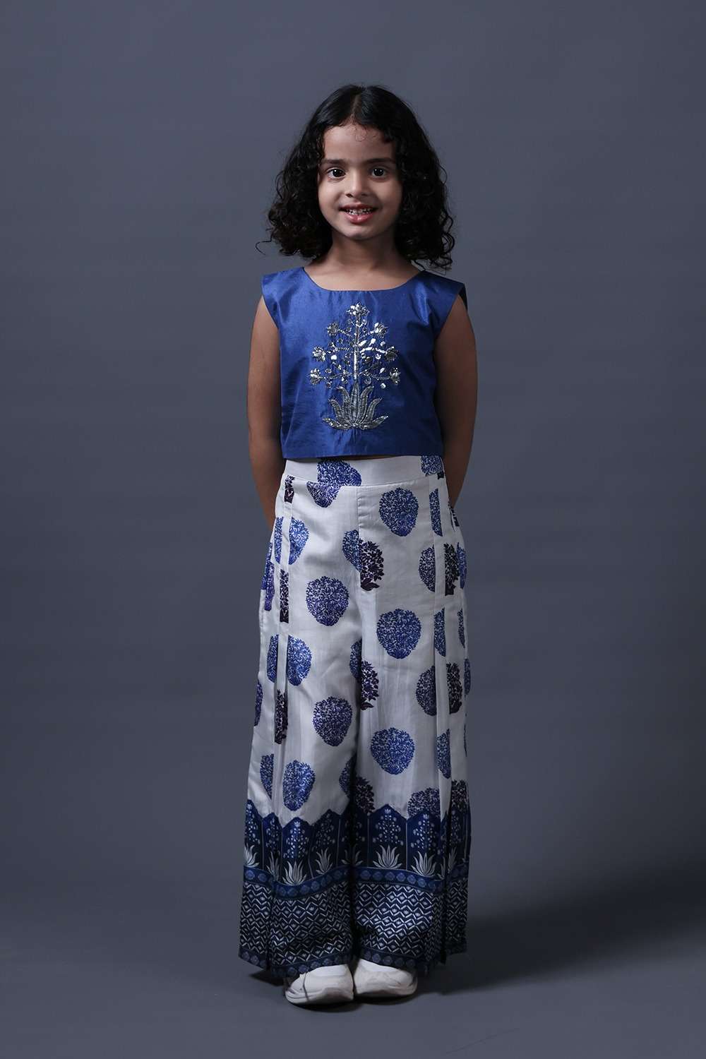 Neeli buti Hand Embroidered twinning set for Mom + Daughter image 5