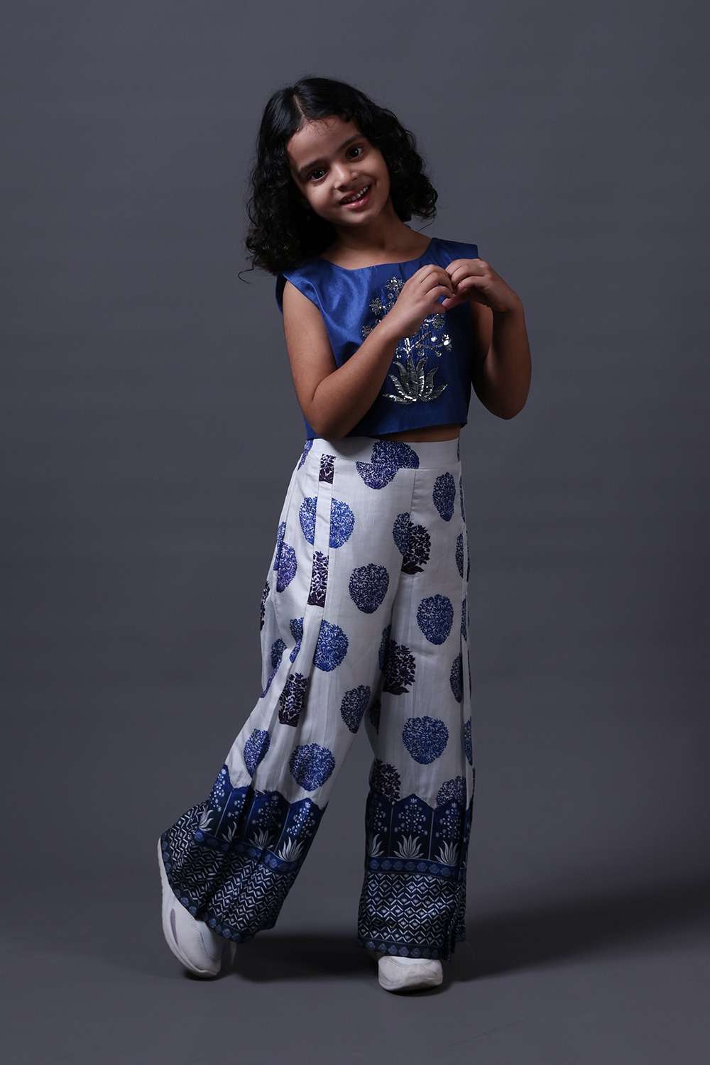 Neeli buti Hand Embroidered twinning set for Mom + Daughter image 6