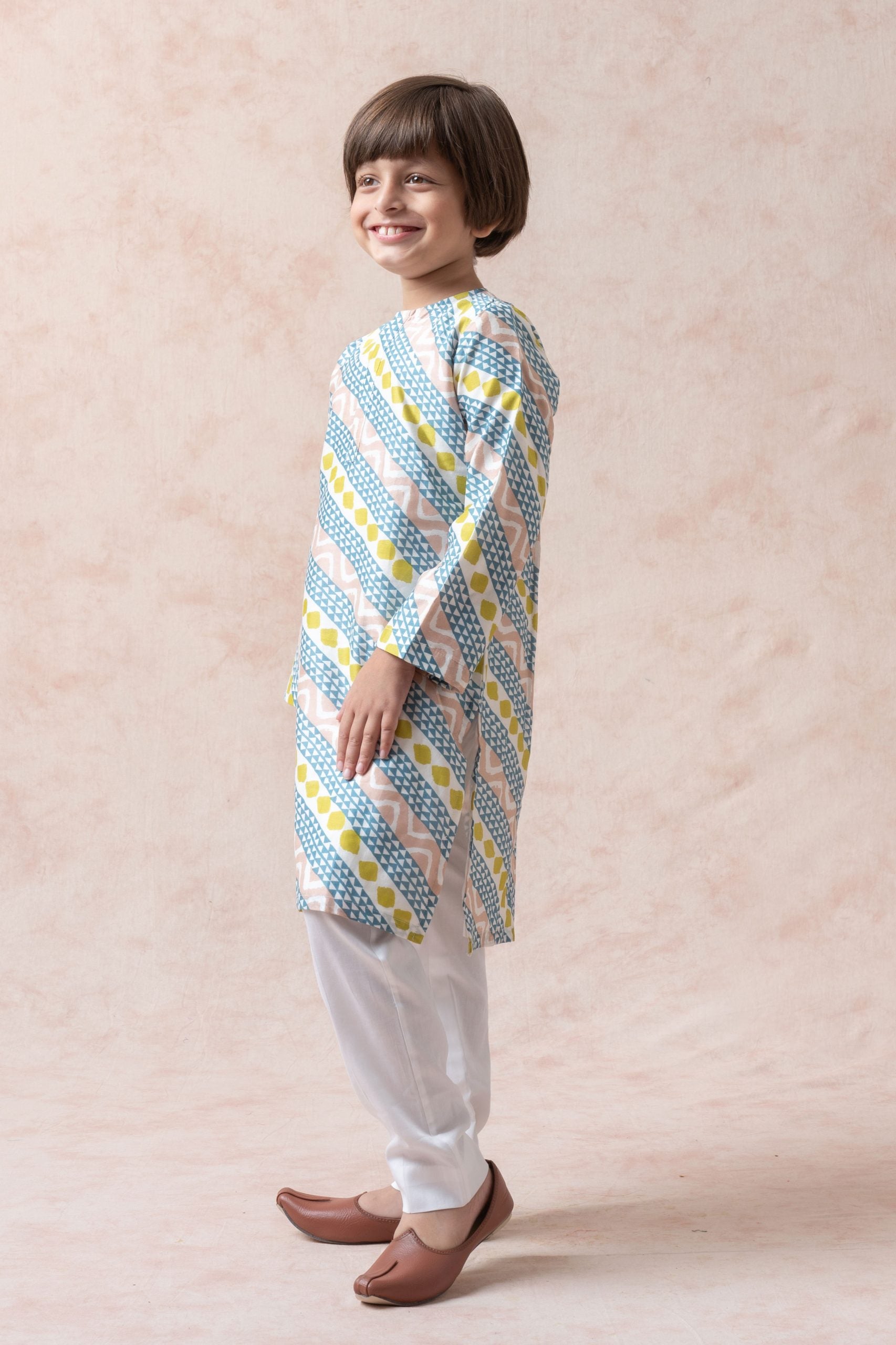 Geometric print kurta, pyjama image 1