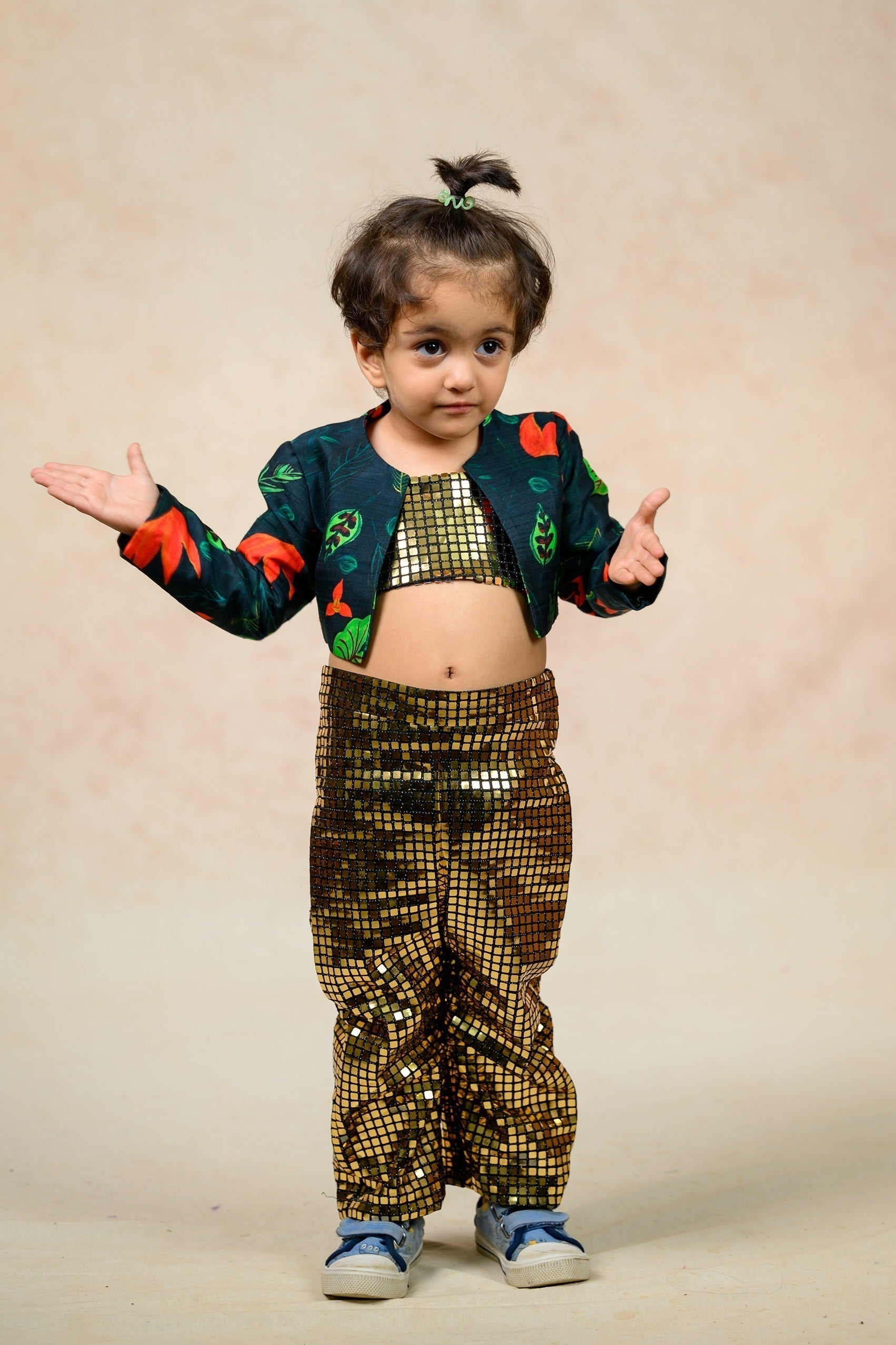 Antique gold metallic twinning set for Mom + Daughter image 19