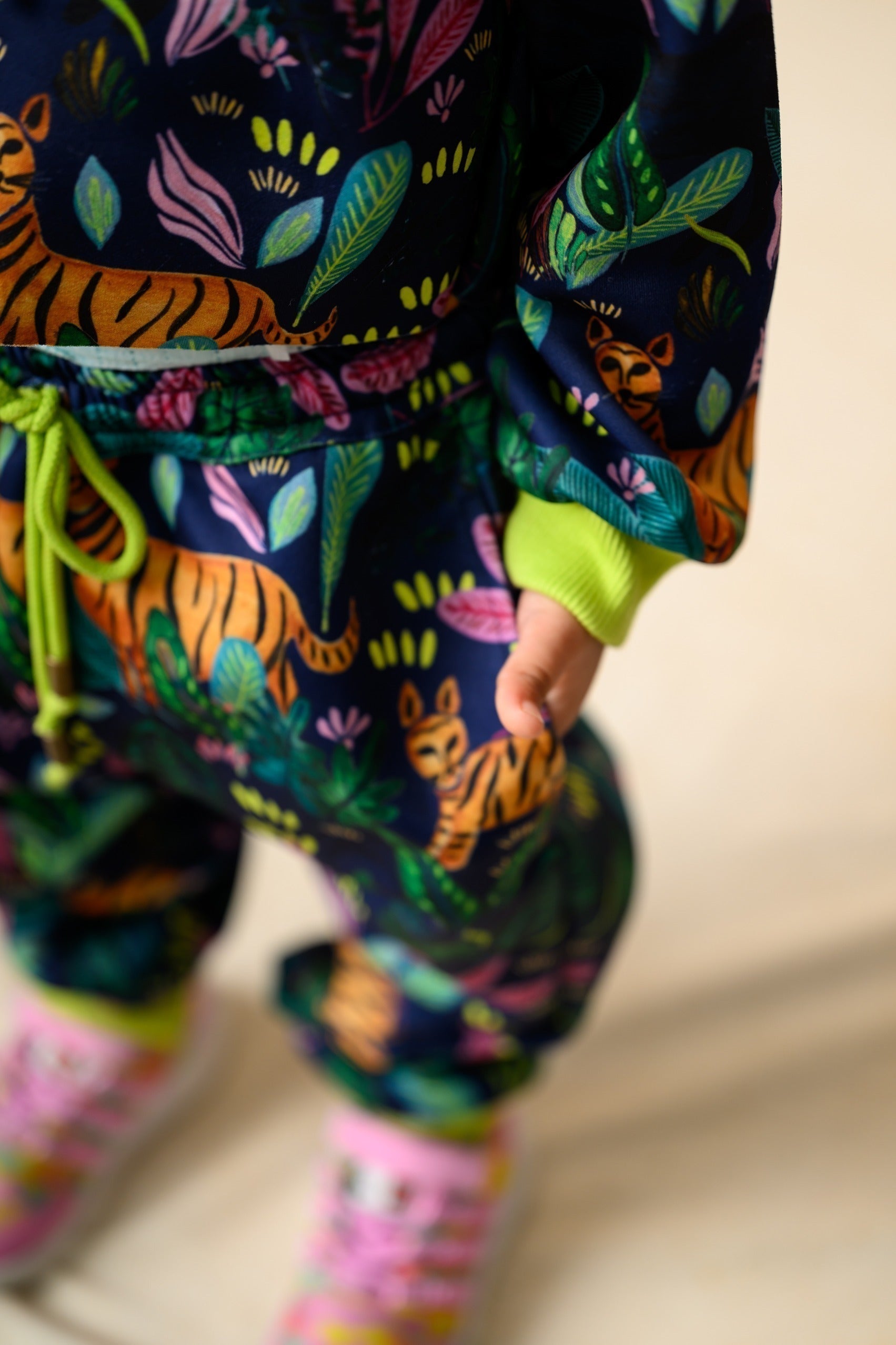 Jacket With Jogger twinning set for Sister + Brother image 7