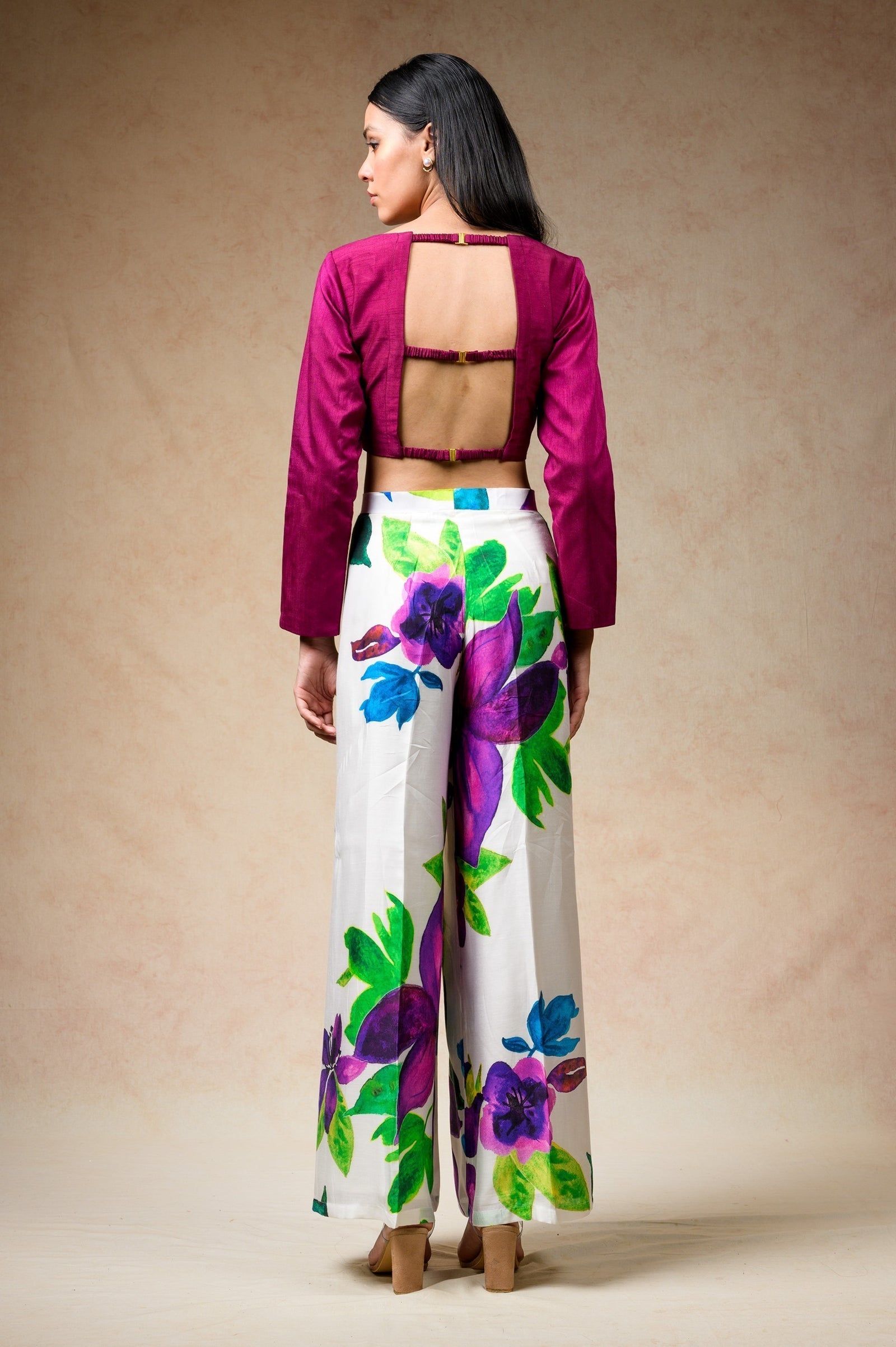Crop Top With Pants image 3