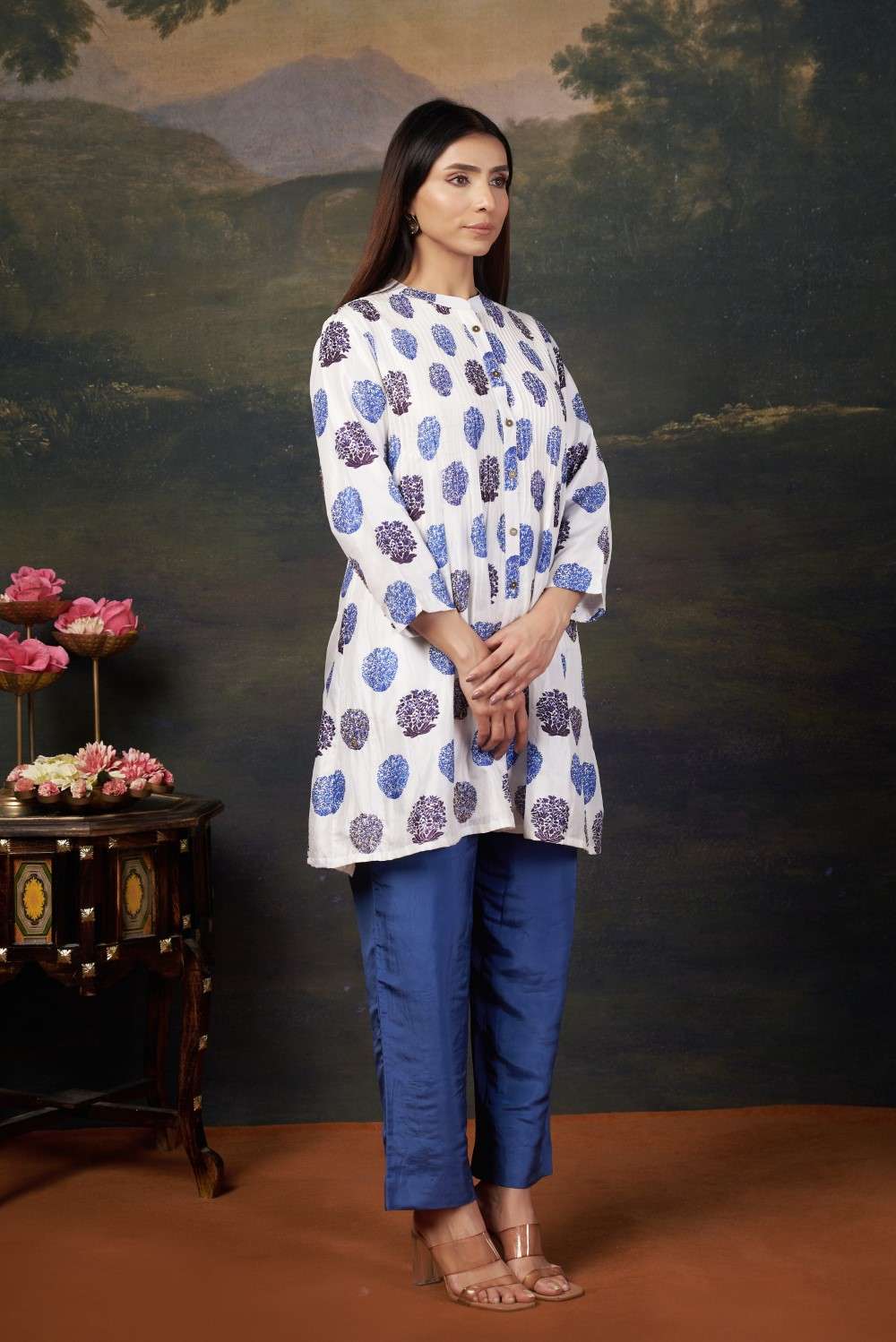 Hand Embroidered Pintuck Kurti With Pant image 4