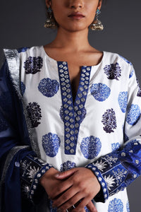 Hand Embroidered Kurta With Pant And Dupatta image 4