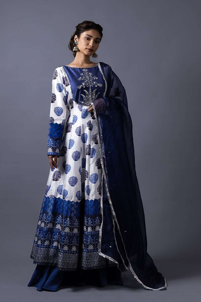 Neeli buti Hand Embroidered twinning set for Mom + Daughter image 1