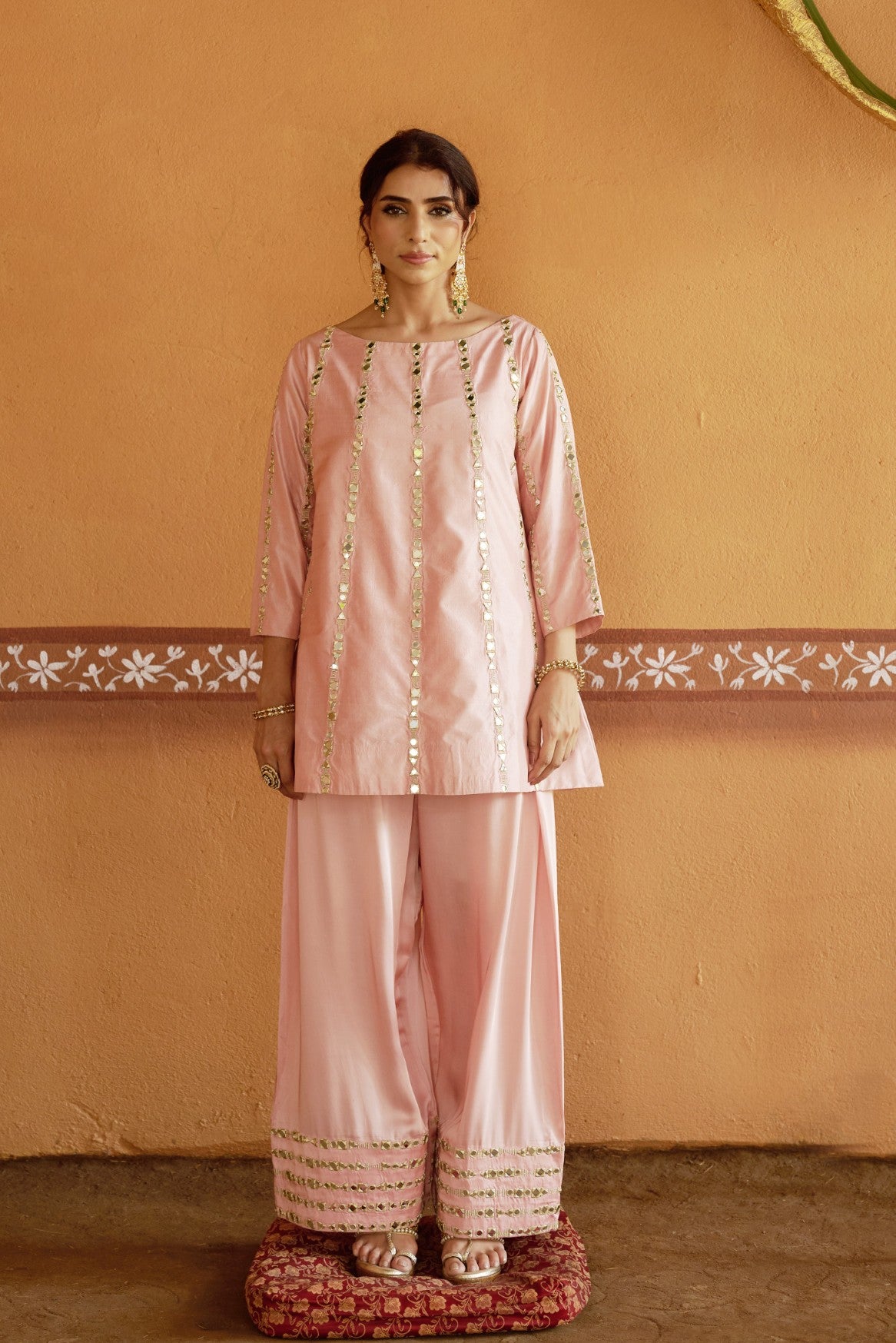 Pink short Logo kurta with broad pleated pants image 11