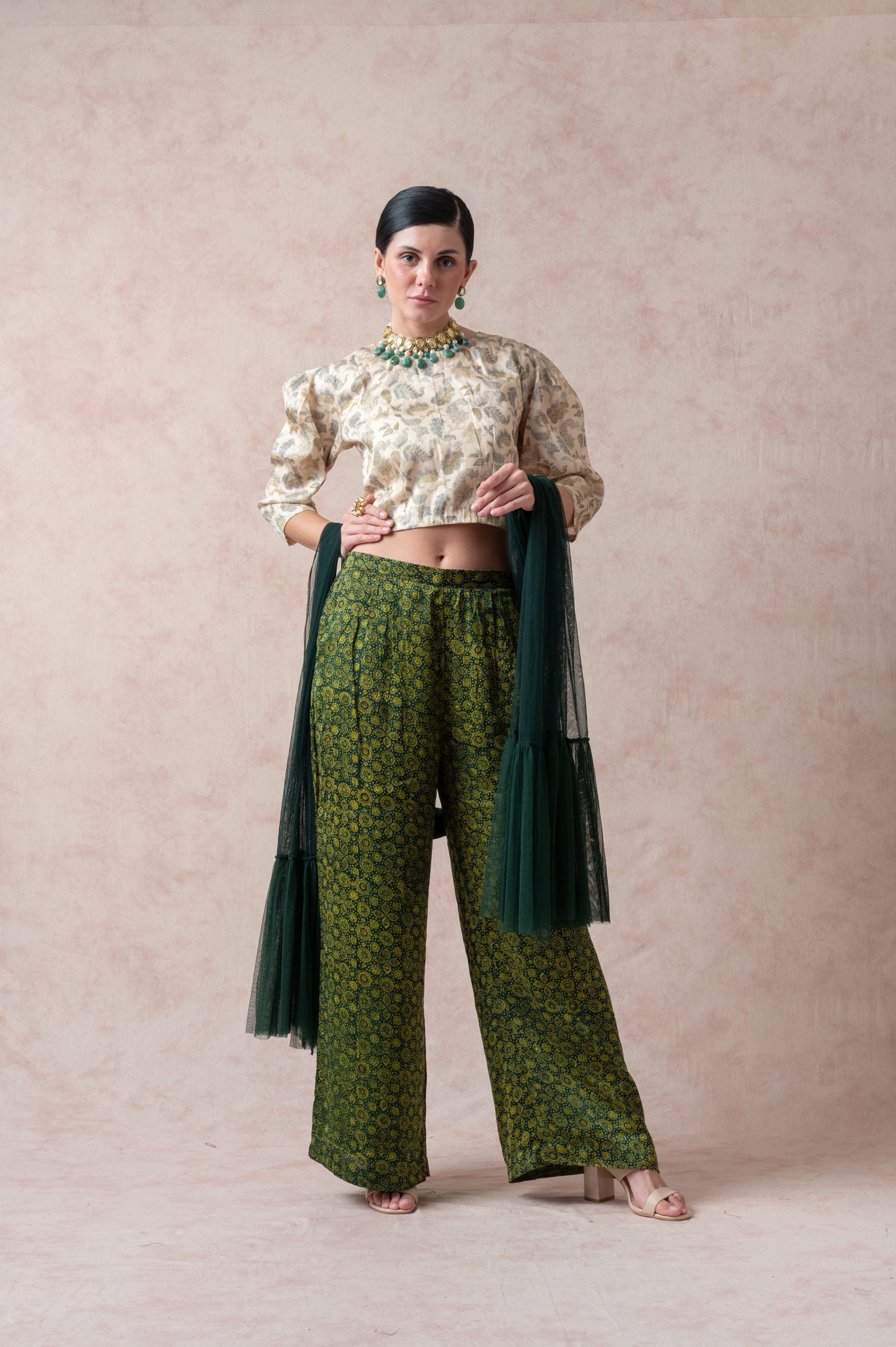 Crop top with pants image 0