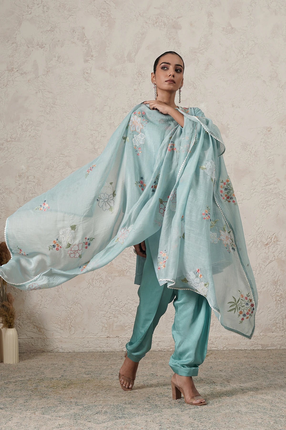 Aasmani Hand-Embroidered Kurta Set