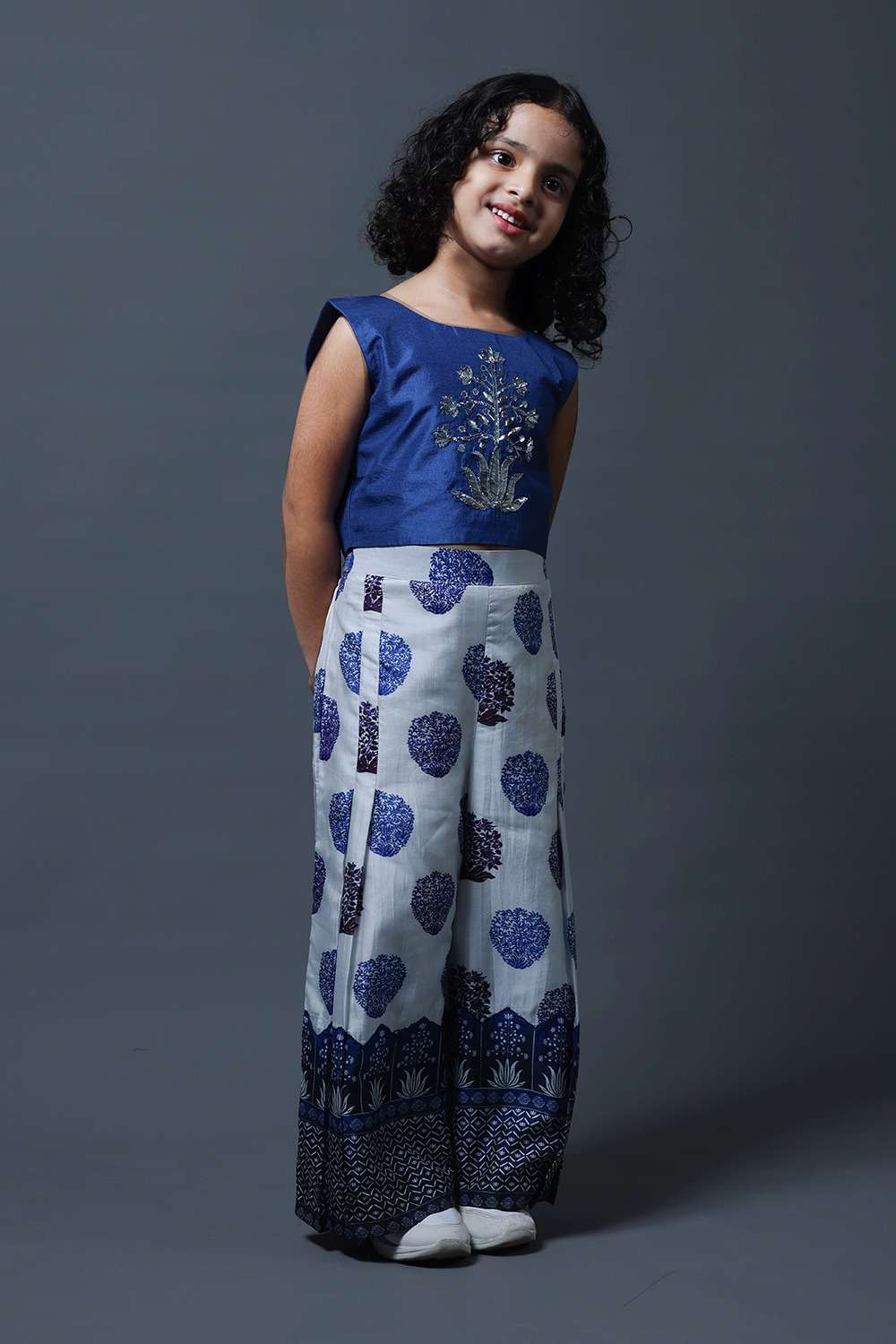 Neeli buti Hand Embroidered twinning set for Father + Daughter image 9