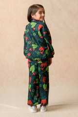 Flaming Lily Jogger image 2