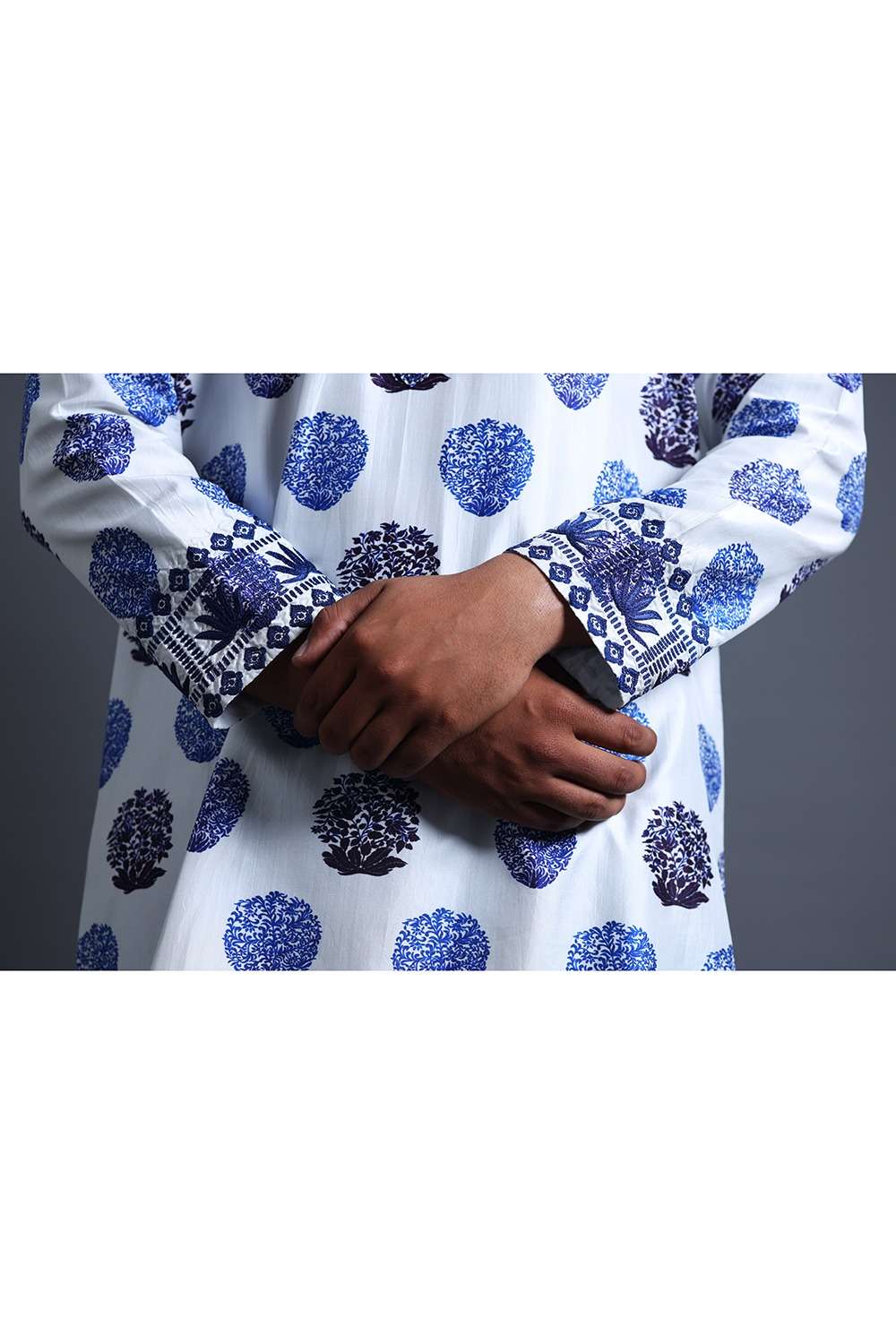 Neeli Buti Leather Work Twinning Set for Mom +  Father  +  Son image 11