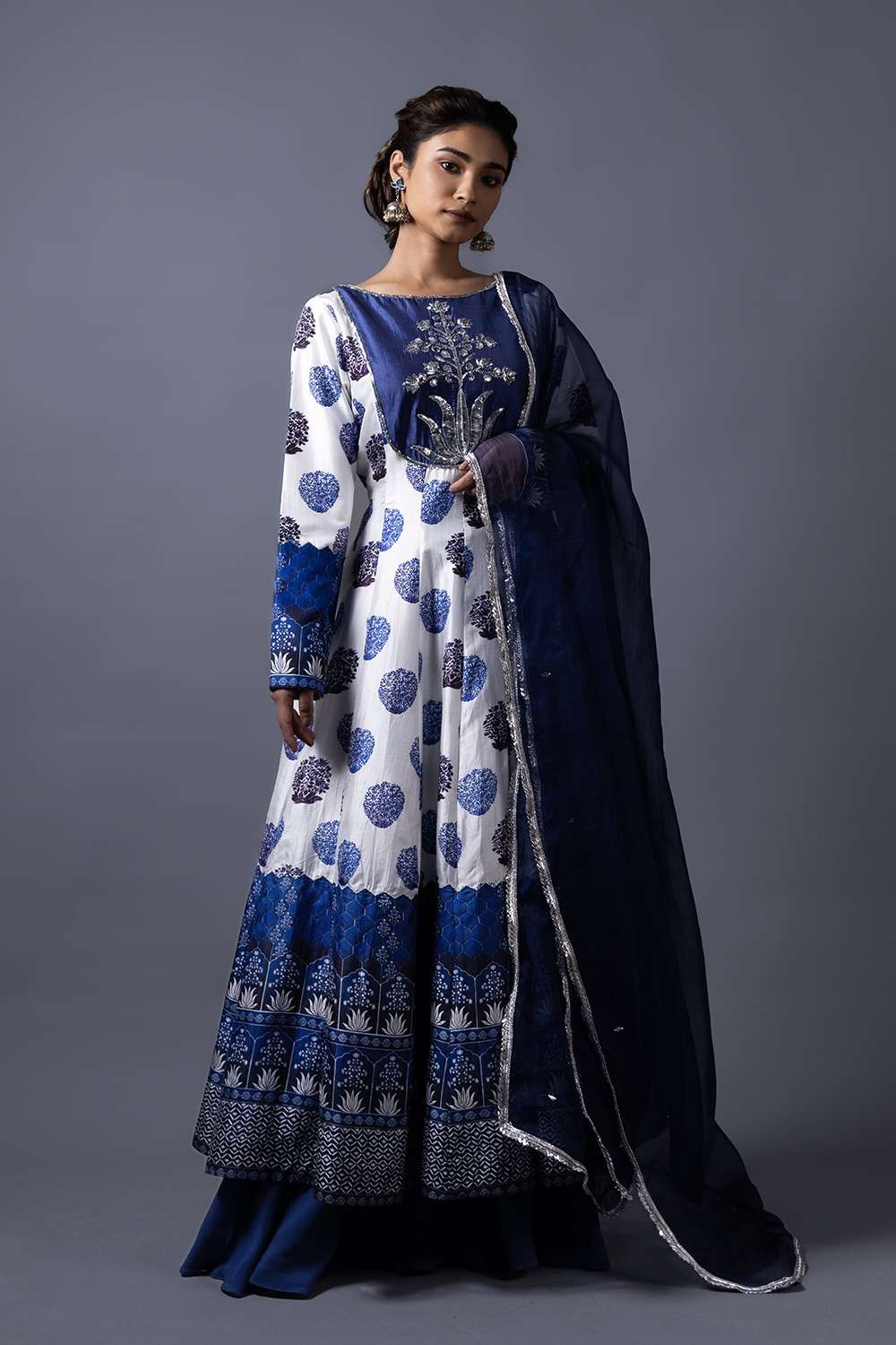 Neeli buti Hand Embroidered twinning set for Mom + Father  + Daughter + Son image 7