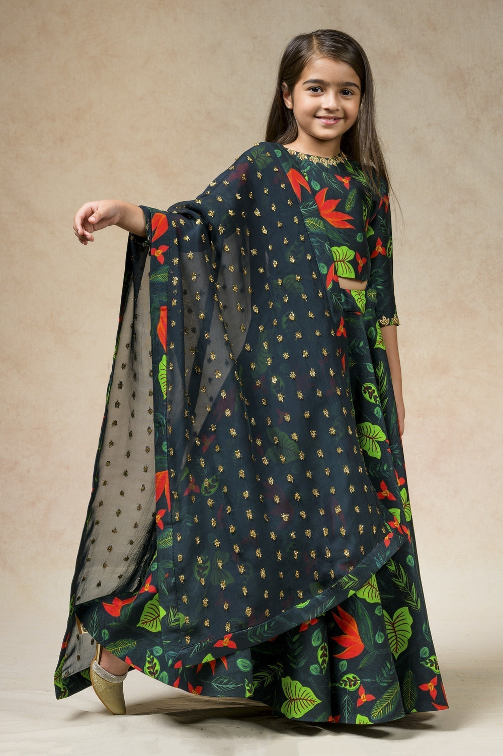 Hand embroidered Lily print twinning set for Mom + Daughter image 10