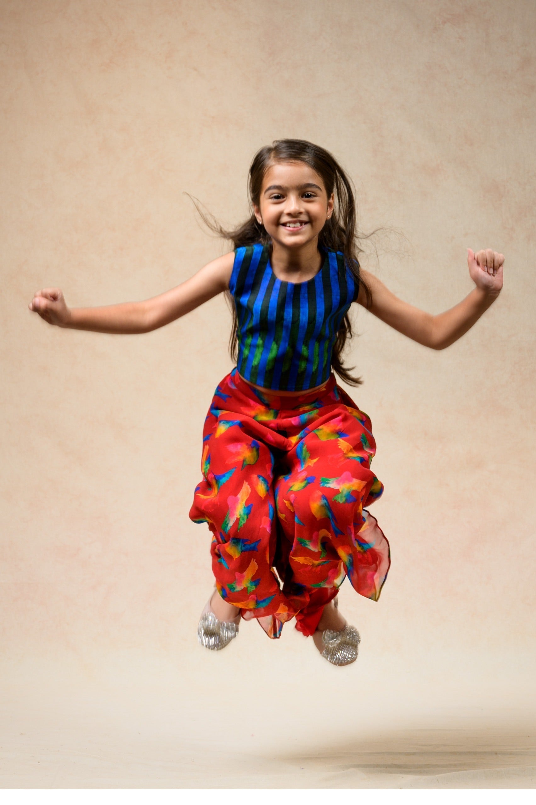 Birds print hand embroidered twinning set for Sister + Brother image 6